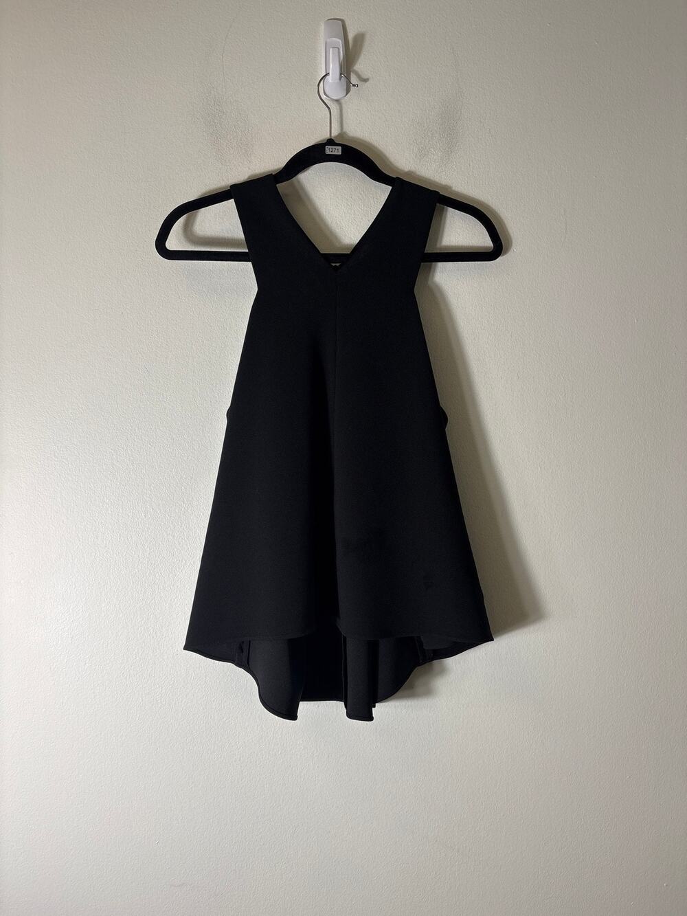 Tibi Black V Neck Top Sz 4